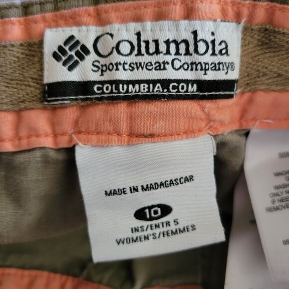 Columbia Sportswear Women's Shorts Size 10 Good condition Hiking or Beach - Picture 3 of 9